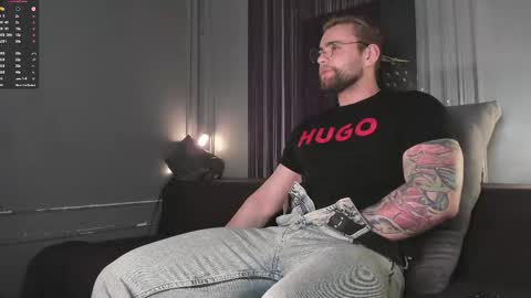 Wayne online show from November 2025 04:55:01 AM