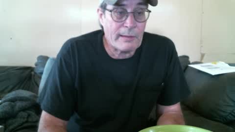 Snapshot of wbfarm chatting on October 2025 05:54:02 PM WB Farm online show from October 2025 05:54:02 PM