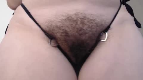 Trixie 3 online show from February 2026 09:20:02 PM