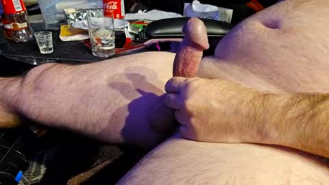 Snapshot of weather696 chatting on January 2025 01:31:02 AM Pussy Lover online show from January 2025 01:31:02 AM