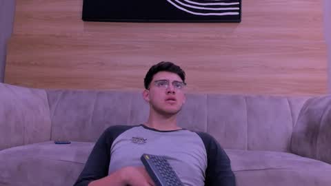 Jhonny Dick  his neighbors. online show from March 2026 08:15:01 PM