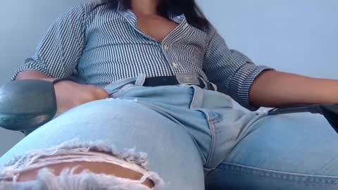 Snapshot of webcamjl chatting on January 2025 04:12:01 PM Balruk online show from January 2025 04:12:01 PM