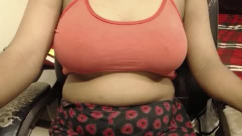 Snapshot of webshowxxx chatting on September 2025 08:33:02 PM mina online show from September 2025 08:33:02 PM