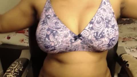 Snapshot of webshowxxx chatting on November 2025 06:59:02 AM mina online show from November 2025 06:59:02 AM