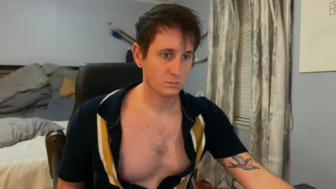 Snapshot of webslingxxxx chatting on January 2025 01:04:02 AM webslingxxxx online show from January 2025 01:04:02 AM