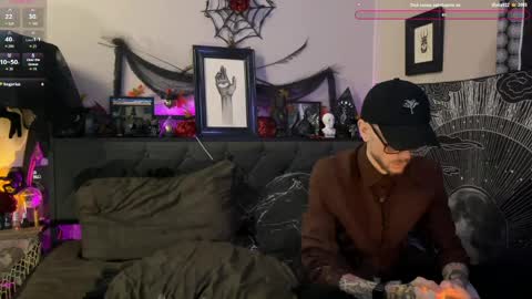Snapshot of webz_and_kordz chatting on May 2026 05:14:01 AM WebzKordz online show from May 2026 05:14:01 AM