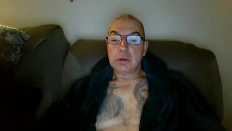 wechatistrokeurub online show from October 2025 05:53:02 AM