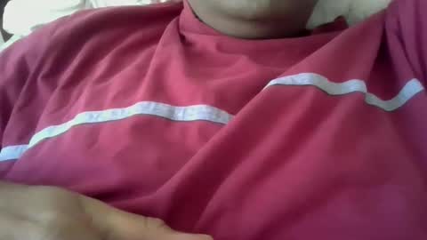 Snapshot of wefjkasdhfsn chatting on October 2025 04:39:01 PM Your Toy Joy Boy online show from October 2025 04:39:01 PM