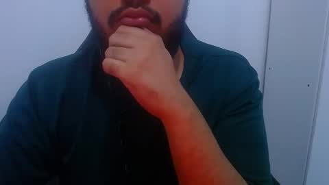 Snapshot of wellingtont chatting on December 2025 07:51:02 PM wellingtont online show from December 2025 07:51:02 PM