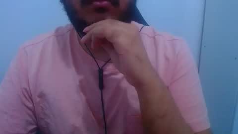 Snapshot of wellingtont chatting on December 2025 08:03:02 PM wellingtont online show from December 2025 08:03:02 PM