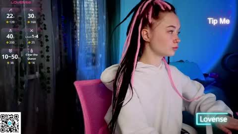 WendyCandy182 online show from May 2026 05:35:01 AM
