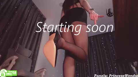 Snapshot of wendyemily chatting on February 2026 05:01:02 AM wendyemily online show from February 2026 05:01:02 AM