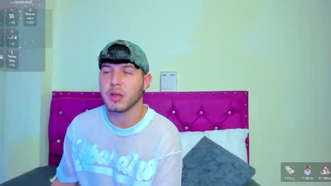 Snapshot of wendyyhot69 chatting on February 2026 08:24:02 PM wendyyhot69 online show from February 2026 08:24:02 PM