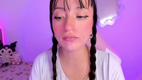 Wenstacie INDEPENDENT MODEL online show from June 2026 02:42:01 AM