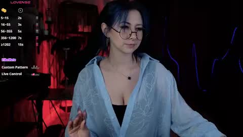 little girl who is always rightLisa online show from June 2026 01:59:02 AM