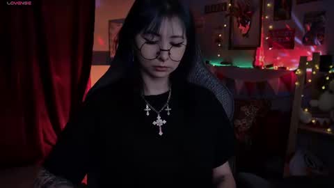 little girl who is always rightLisa online show from July 2026 01:52:01 AM