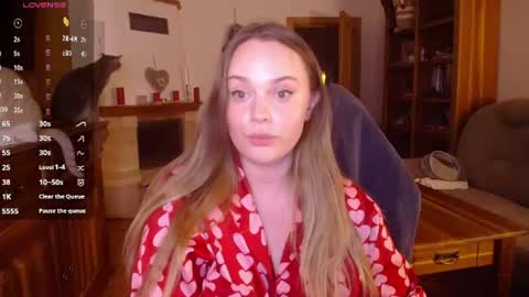 Lana online show from June 2026 08:35:01 PM