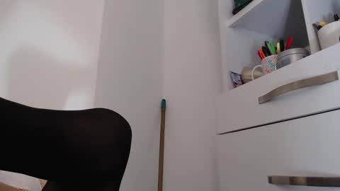 Diva online show from February 2025 12:08:01 AM