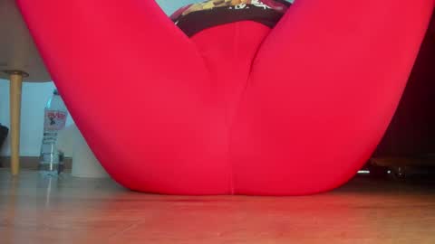 wet_pants2022 online show from April 2026 09:59:01 AM
