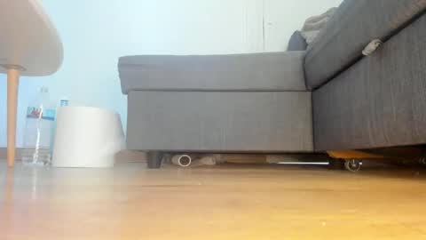 wet_pants2022 online show from April 2026 01:41:02 PM