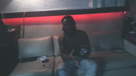 Snapshot of wetdreamsz101 chatting on November 2025 10:25:02 AM wetdreamz101 online show from November 2025 10:25:02 AM