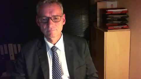 Franz online show from October 2025 04:28:01 PM