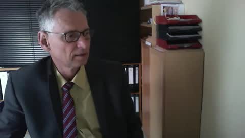 Snapshot of wetsuitedman chatting on April 2026 06:49:02 AM Franz online show from April 2026 06:49:02 AM