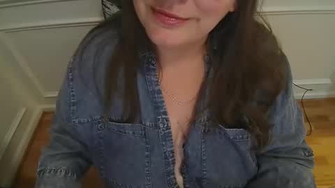 Snapshot of wetwordsonly chatting on December 2025 05:19:02 PM WetWordsOnly online show from December 2025 05:19:02 PM