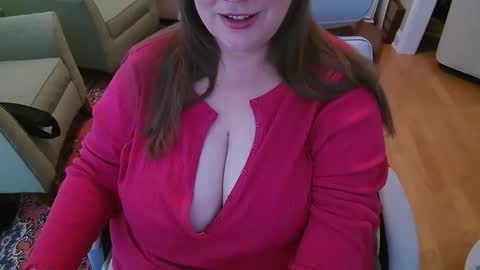Snapshot of wetwordsonly chatting on May 2026 03:41:01 PM WetWordsOnly online show from May 2026 03:41:01 PM