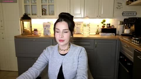 Victoria Maria online show from January 2025 09:57:01 PM