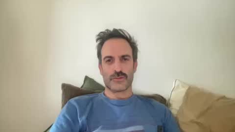 Snapshot of whiskylovexxx chatting on October 2025 02:28:01 PM WhiskyLove online show from October 2025 02:28:01 PM