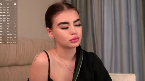 Zozo online show from May 2026 04:53:02 AM