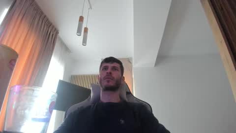 Michael online show from November 2025 10:03:02 AM