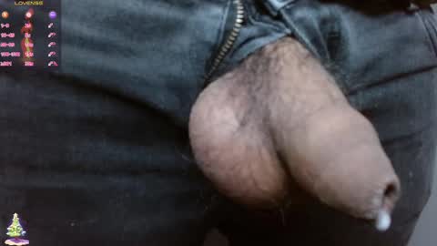 Snapshot of whispers_caplan chatting on January 2025 10:18:01 PM yors online show from January 2025 10:18:01 PM