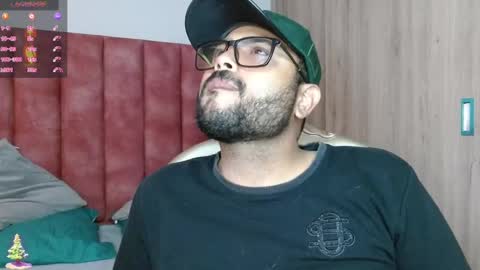 Snapshot of whispers_caplan chatting on January 2025 10:02:01 PM yors online show from January 2025 10:02:01 PM