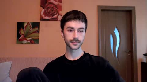 Tom online show from November 2025 02:28:01 PM