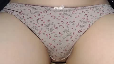 Snapshot of whiteapsara chatting on November 2025 09:26:02 PM Love online show from November 2025 09:26:02 PM