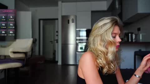 Kate  online show from February 2025 09:53:01 AM