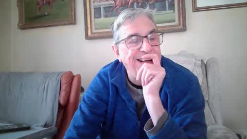 whitebriefs009 online show from May 2026 11:40:01 AM