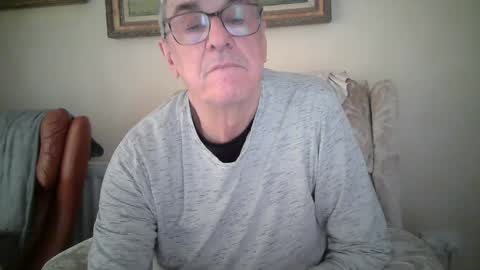 whitebriefs009 online show from May 2026 09:38:01 AM