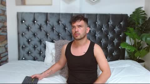 Snapshot of whitedylan9 chatting on February 2025 09:34:02 PM Dylan white online show from February 2025 09:34:02 PM