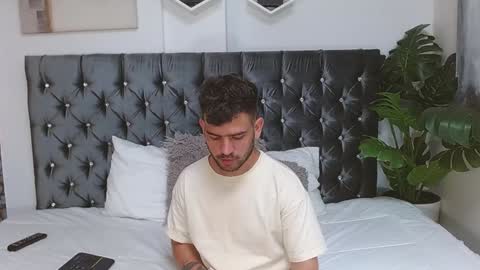 Snapshot of whitedylan9 chatting on February 2025 11:36:02 PM Dylan white online show from February 2025 11:36:02 PM