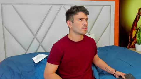 Snapshot of whitedylan9 chatting on February 2025 08:41:02 PM Dylan white online show from February 2025 08:41:02 PM