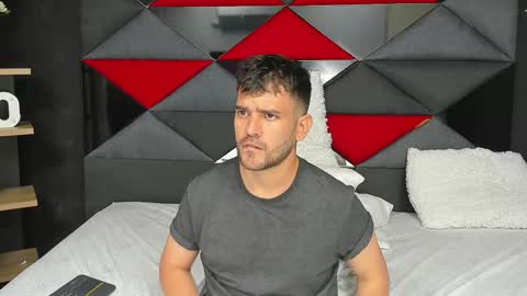 Snapshot of whitedylan9 chatting on March 2025 12:27:02 AM Dylan white online show from March 2025 12:27:02 AM