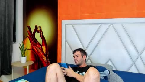 Snapshot of whitedylan9 chatting on October 2025 06:05:02 PM Dylan white online show from October 2025 06:05:02 PM