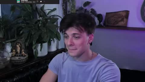 Gus online show from September 2025 07:27:02 PM