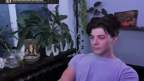 Gus online show from October 2025 06:41:02 PM