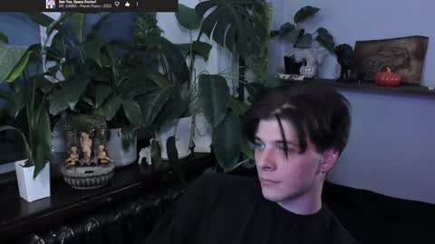 Gus online show from November 2025 08:31:01 PM