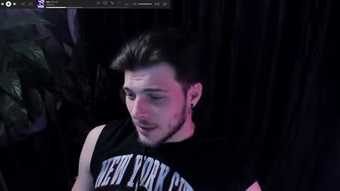 Gus online show from April 2026 09:04:01 PM