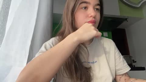 Snapshot of whitesun18 chatting on November 2025 12:48:01 PM Eve online show from November 2025 12:48:01 PM